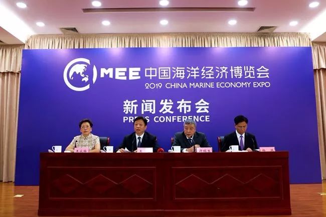 澳门与香港一码一肖一特一中详情的解析与落实