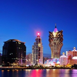 探索新澳门，2025年天天免费精准大全的实证释义、解释与落实