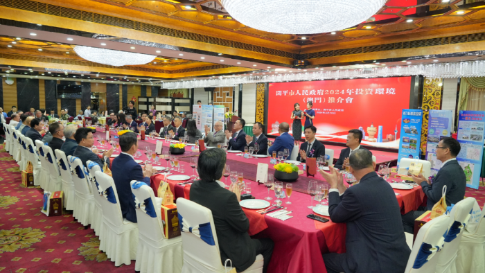 探索未来的新澳门与香港，精准资讯大全的落地实践